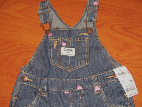 NEW OSHKOSH BABY GIRLS BLUE DEMIN JEAN SHORTALLS OVERALLS HEARTS SHORTS SZ 18M