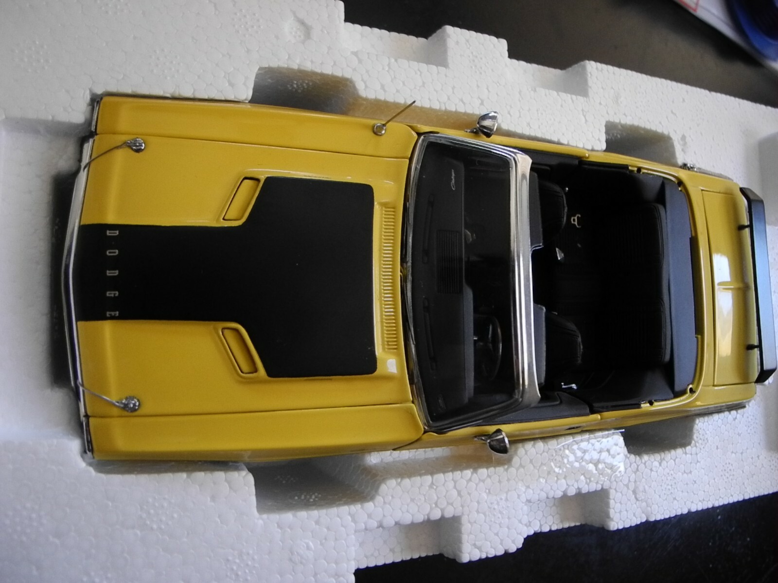 ダッジ　チャレンジャー R/T　４２６HEMI　フランクリン・ミント 1/24 Hard to Find FRANKLIN MINT 1970 Dodge Challenger R/T 426