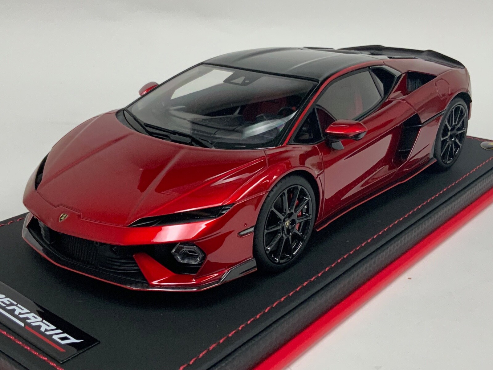 ランボルギーニ　LAMBORGHINI　1/18 1/18 MR Collection Lamborghini Temerario in Efesto Red