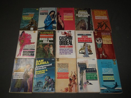 EDWARD S. AARONS PAPERBACK BOOKS LOT OF 71 - CW 6009