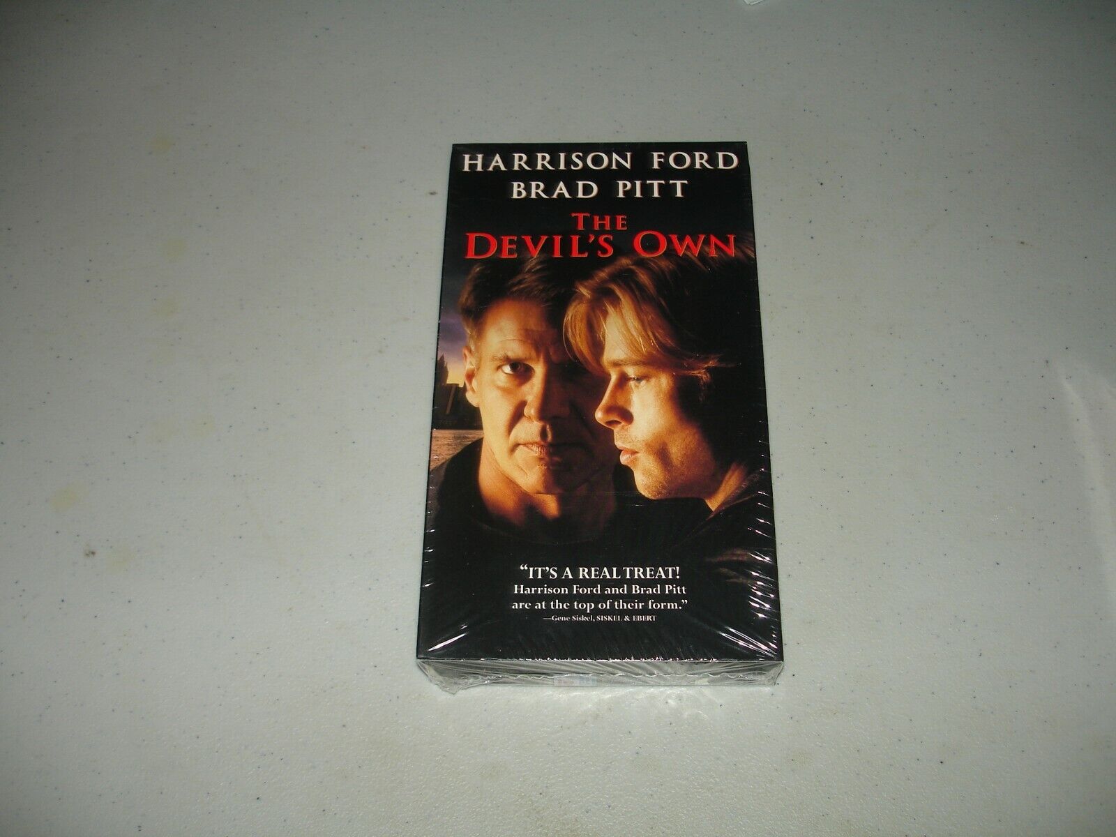 The Devil's Own (VHS, 1997) Brand New, Sealed, Ford, Pitt The Devil's Own (VHS, 1997) Brand New, Sealed, Ford, Pitt
