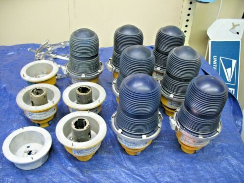 Lot  National Airfield Airport Taxiway Runway Light Blue Globe Aviation  