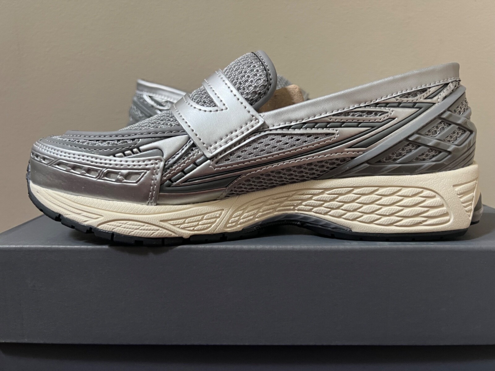 Pre-owned New Balance Balance 1906 Loafer U1906lae Silver Shadow Grey Turtledove 1906l