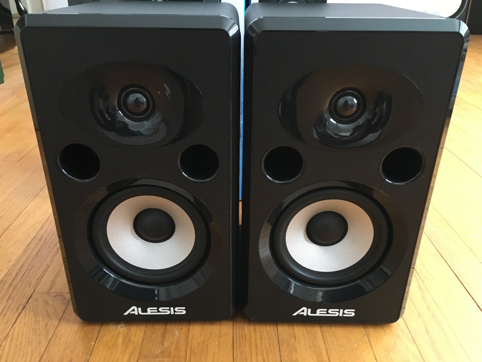 ALESIS Elevate 6 Premium Active Studio Monitor (Pair)