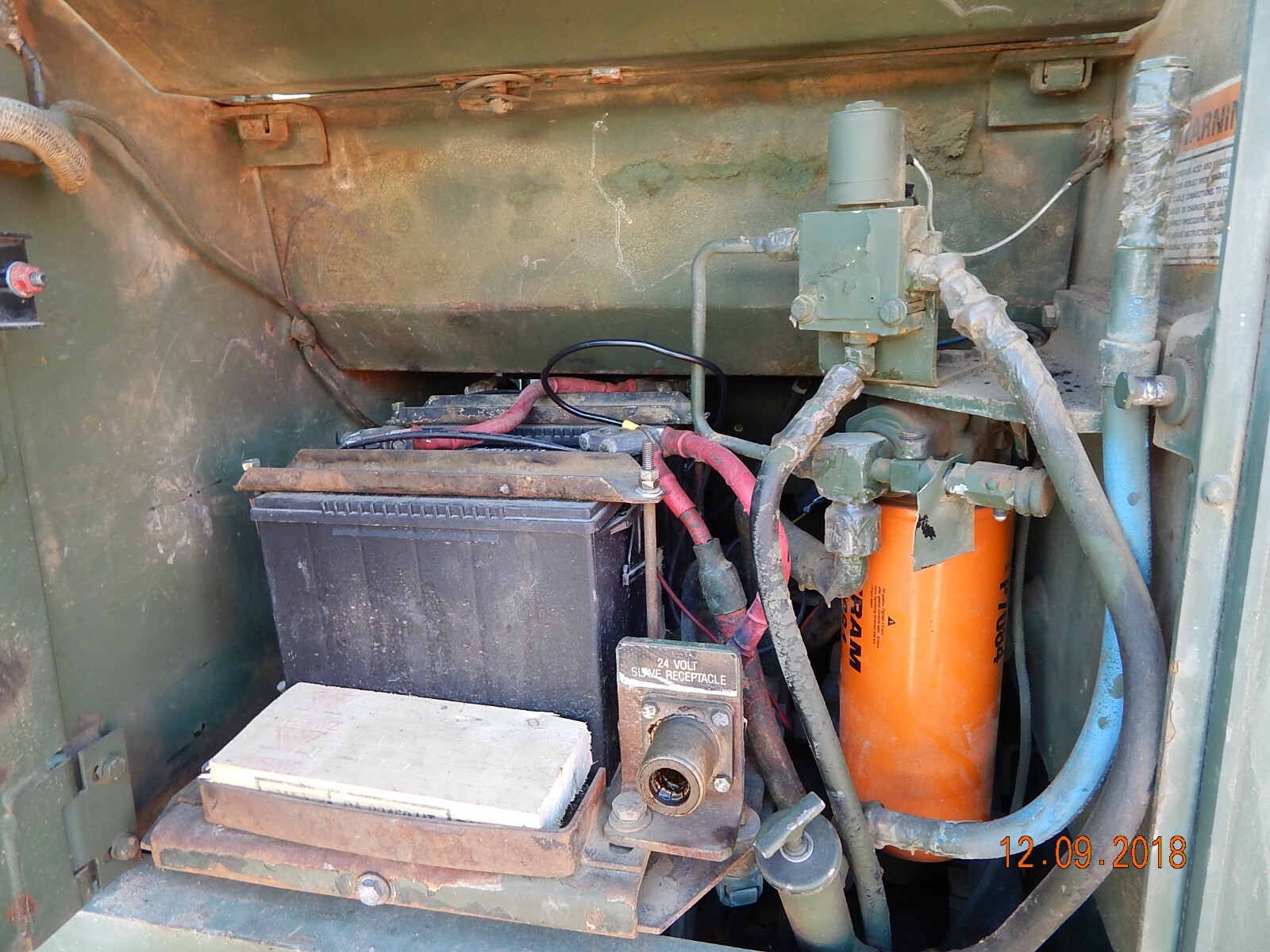 Case 1155E crawler loader  bulldozer military dozer