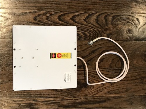 SET OF 8 - HyperLink Technologies RE14P 2.4 GHz 14 dBi Flat Patch Antennas