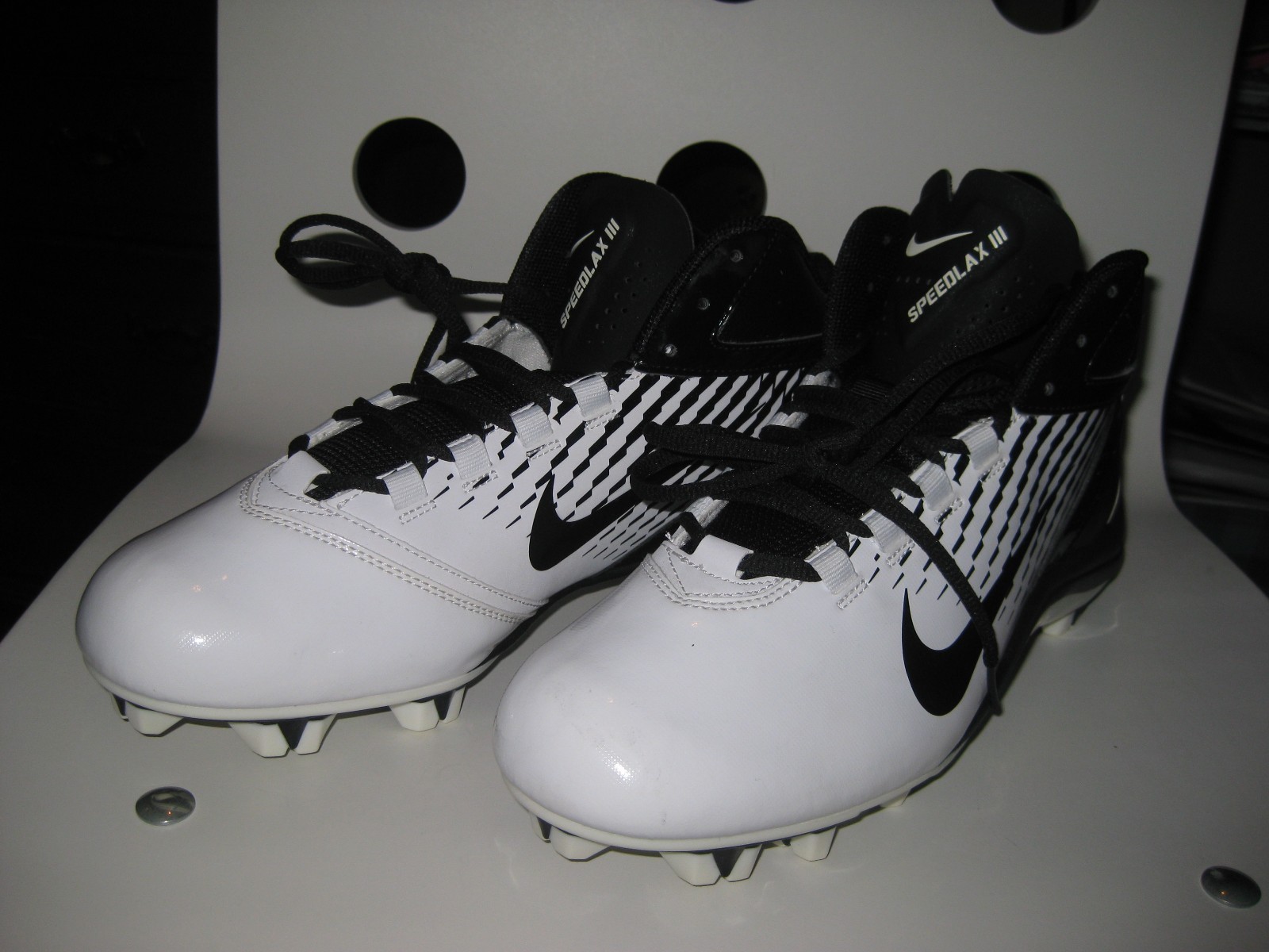 Men's Nike SpeedLax 3 Lacrosse Cleats Size 10 M White/Black - NEW