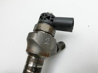VW Touran II 5T 15-24 TDI 1,6 81KW Injektor Einspritzdüse Zyl.2 VW Touran II 5T 15-24 14.12.2015 04L130277AD... Vorschau 5