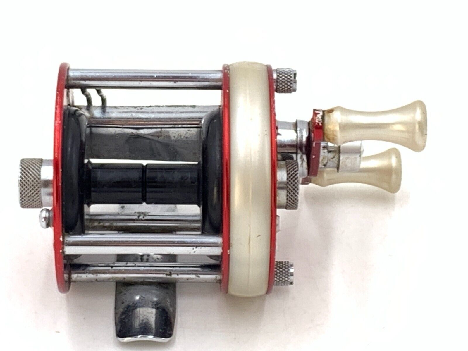 Abu Garcia Ambassadeur 1750A Baitcasting Fishing Reel Abu Garcia Ambassadeur 1750A Baitcasting Fishing Reel