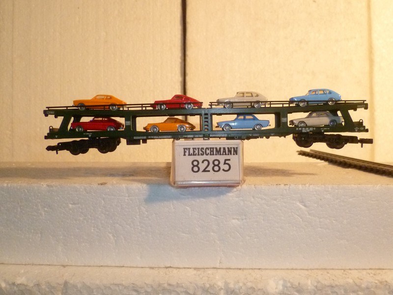 8285 Fleischmann Autotransportwagen Mit 8 Auto, In Ovp,