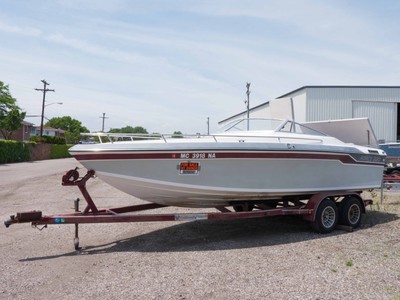 1986 22' Baja Force 220 - Great Condition. - $7000 (St. Clair Shores, MI)