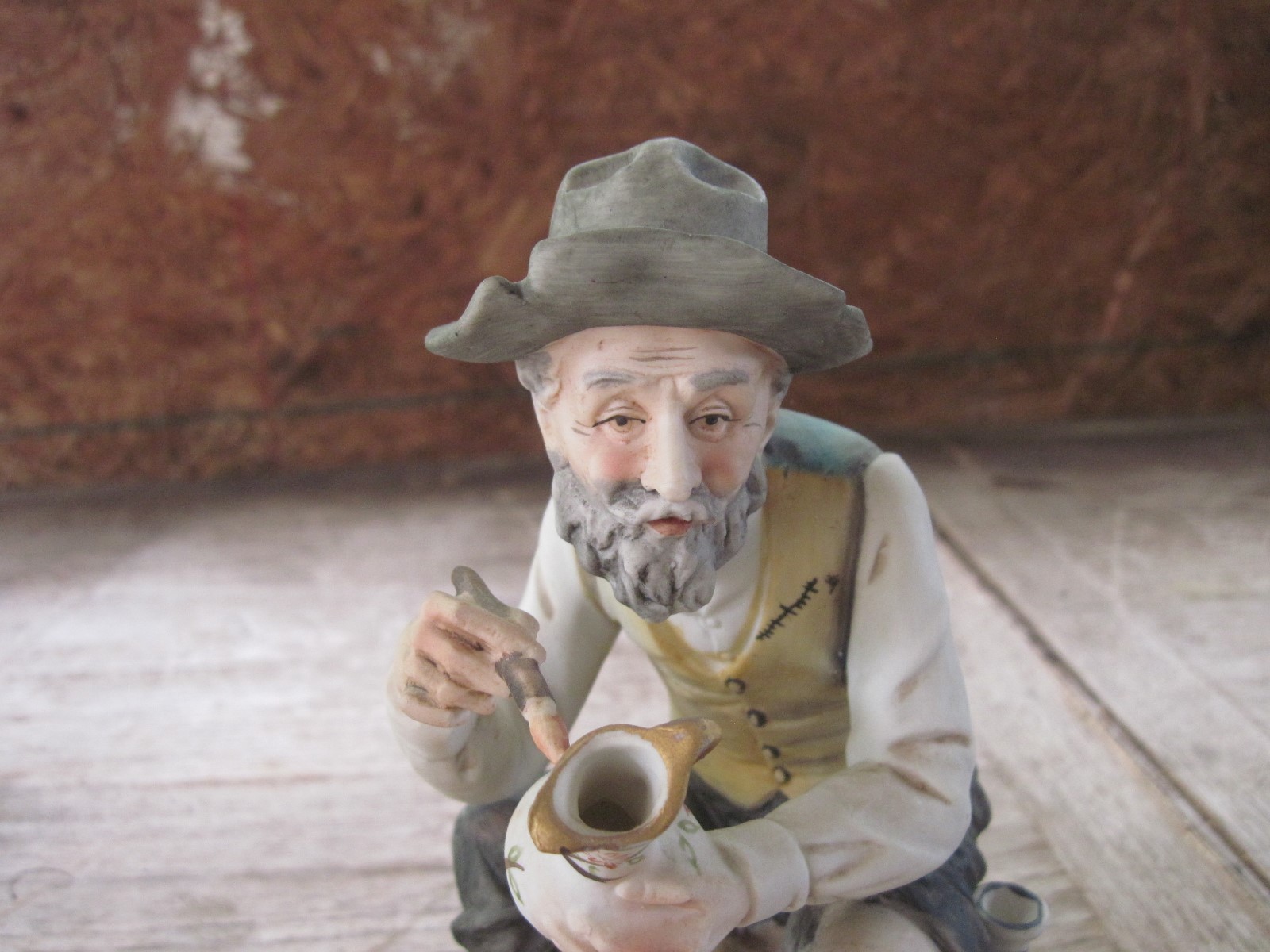 LEFTON Figure Bisque Man with Pottery,#5085, Hand Painted, 5