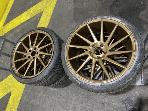 20x10.5 Silver Wheel Niche Surge (M112) 5x114.3 With brand new tires