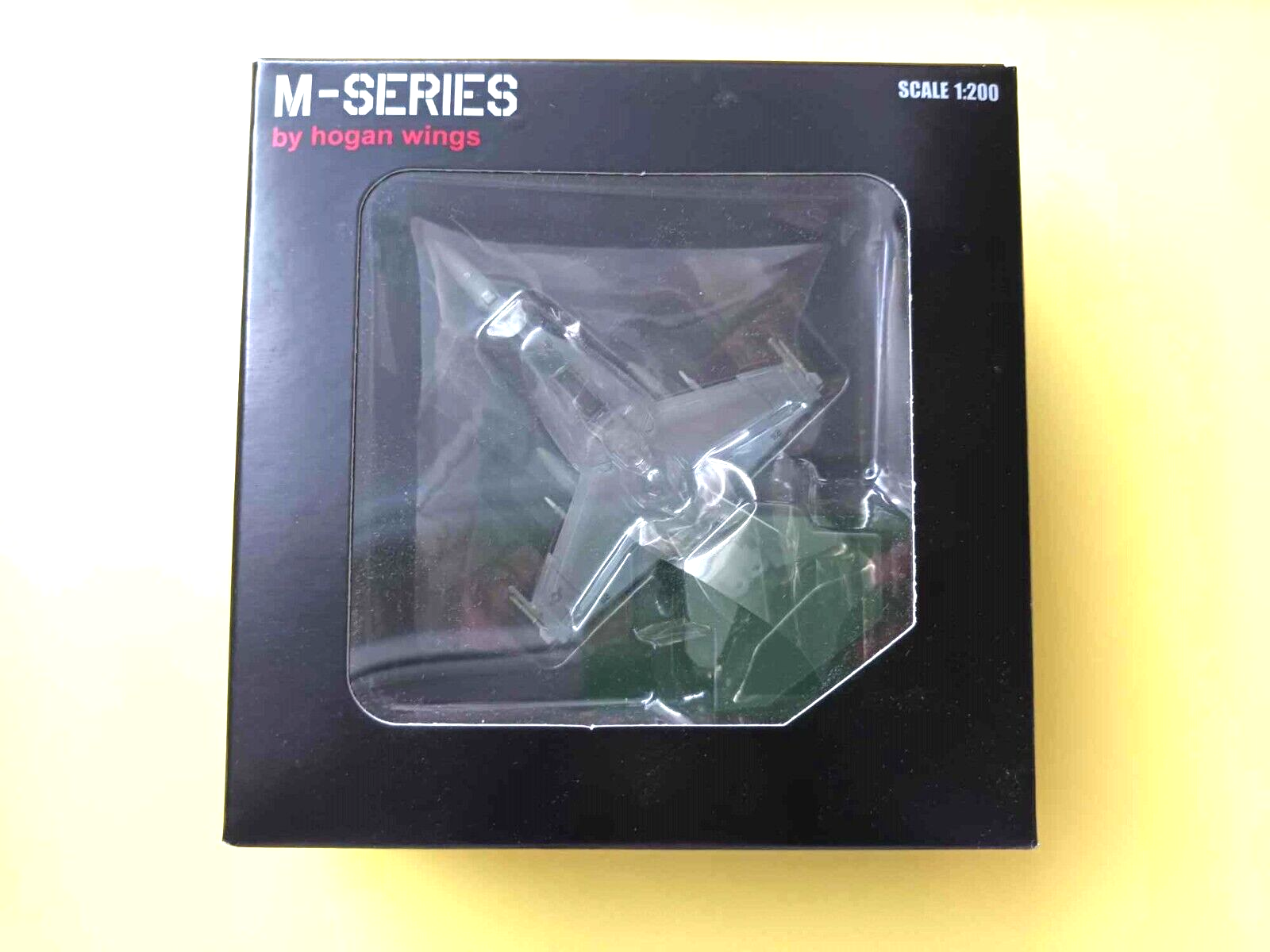 HOGAN F-18F VFA-154 Black Knight 1/200 diecast plane model