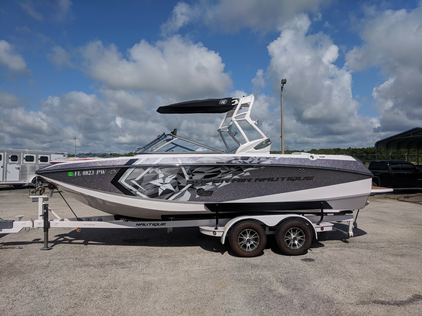 2015 Nautique G23 Very low hours Big engine. Excellent condition!