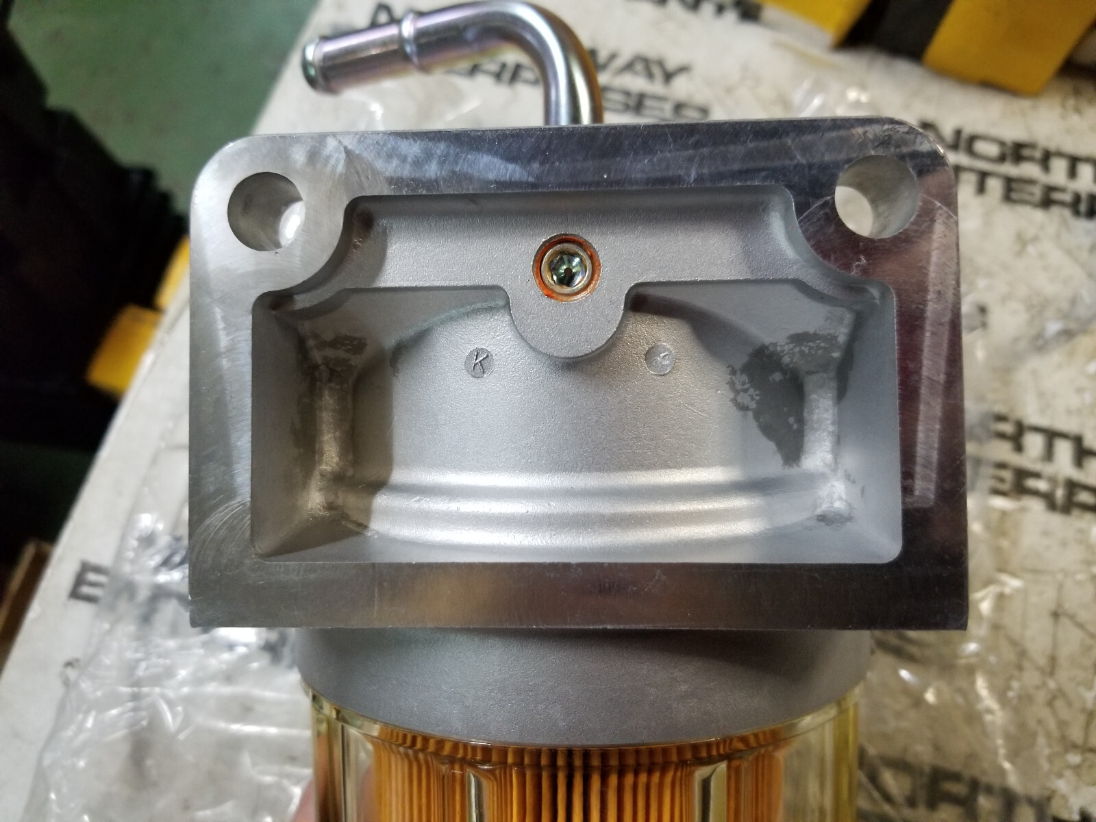 HITACHI 4654220 FUEL FILTER HOUSING - Picture 3 of 7