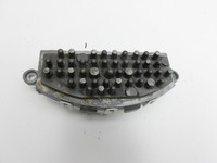 BMW 1er 116i F20 11-15 Widerstand Gebläse Lüfter BMW 1er 116i F20 11-15 20.10.2011 9276112 64119276112 927054 gebraucht Vorschau 2