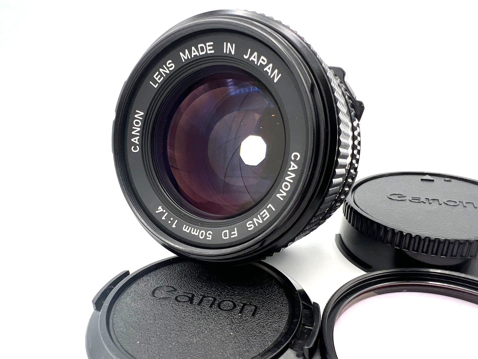 Canon New FD mount 50mm F/1.4 MF Standard Vintage Lens AE-1