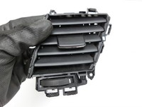 Hyundai Tucson TL 15-18 Luftdusche Luftdüse Rechts Mitte Hyundai Tucson TL 15-18 30.03.2017 97420-D7000 gebraucht Vorschau 7