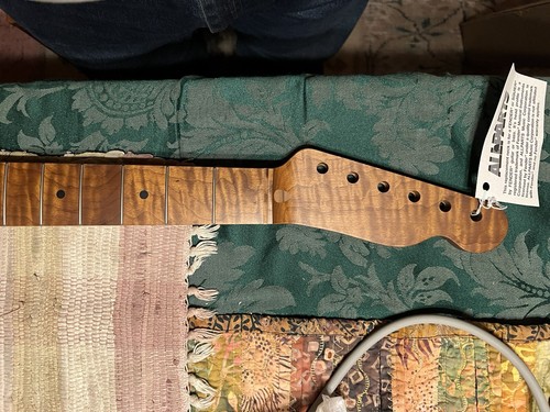 ALLPARTS ROASTED MAPLE TELE NECK 柾目！ Allparts “Licensed by Fender®” TMTF-FAT Replacement Neck for