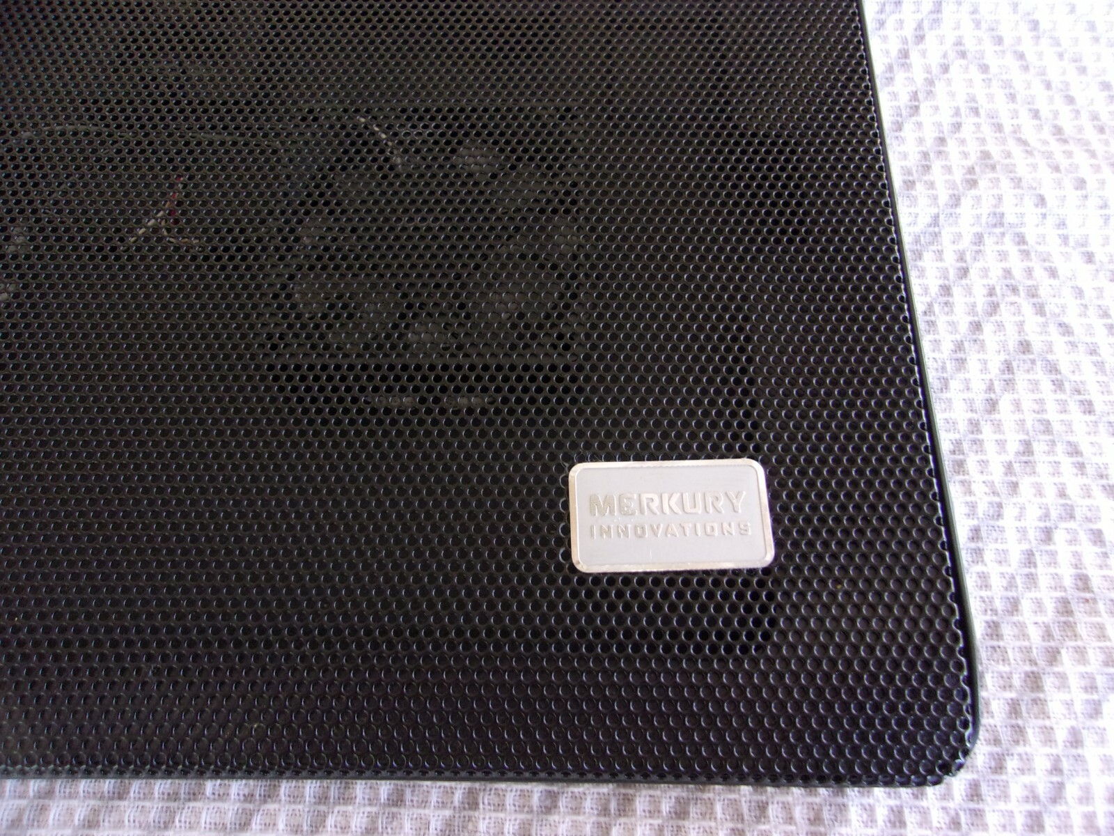 Merkury  Dual- Fan Cooling Pad For Laptop  13 1/4