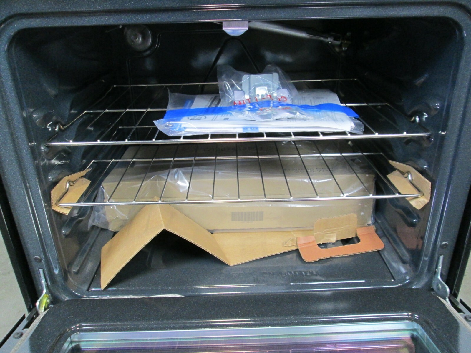 Lot of Frigidaire appliances 49 total units Range, Fridge, Dishwasher, Laundry