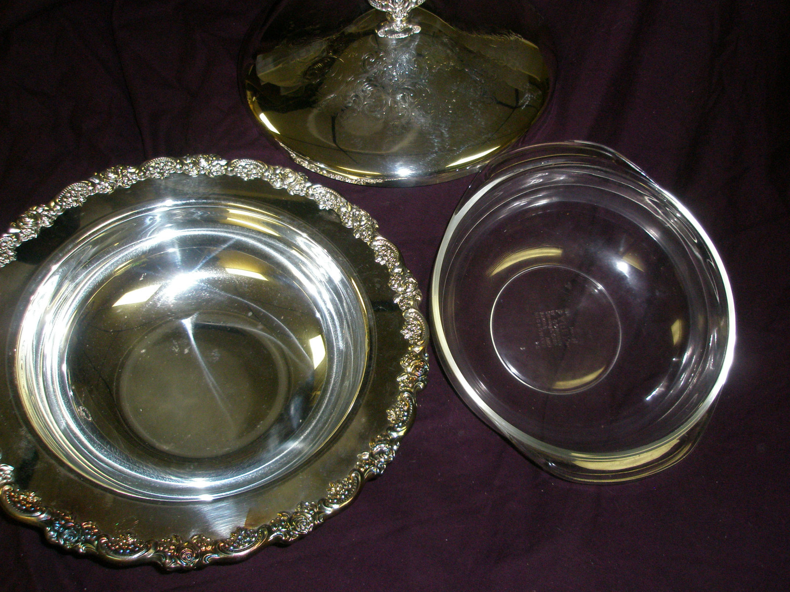 Oneida Silversmiths Silver plate Footed Casserole Serving Dish