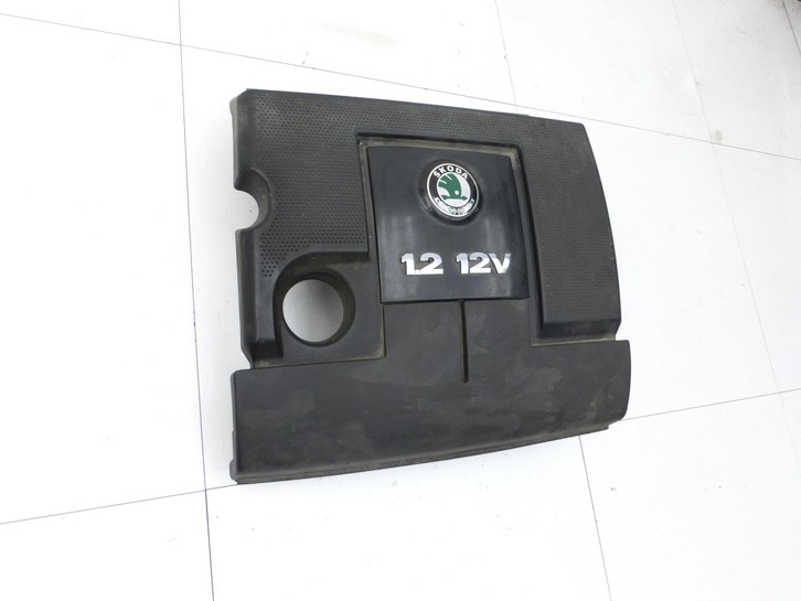 Skoda Fabia 6Y 99-04 1,2 47KW AZQ Abdeckung für Motor Deckel Motorabdeckung Skoda Fabia 6Y 99-04 16.05.2003 gebraucht Vorschau 3