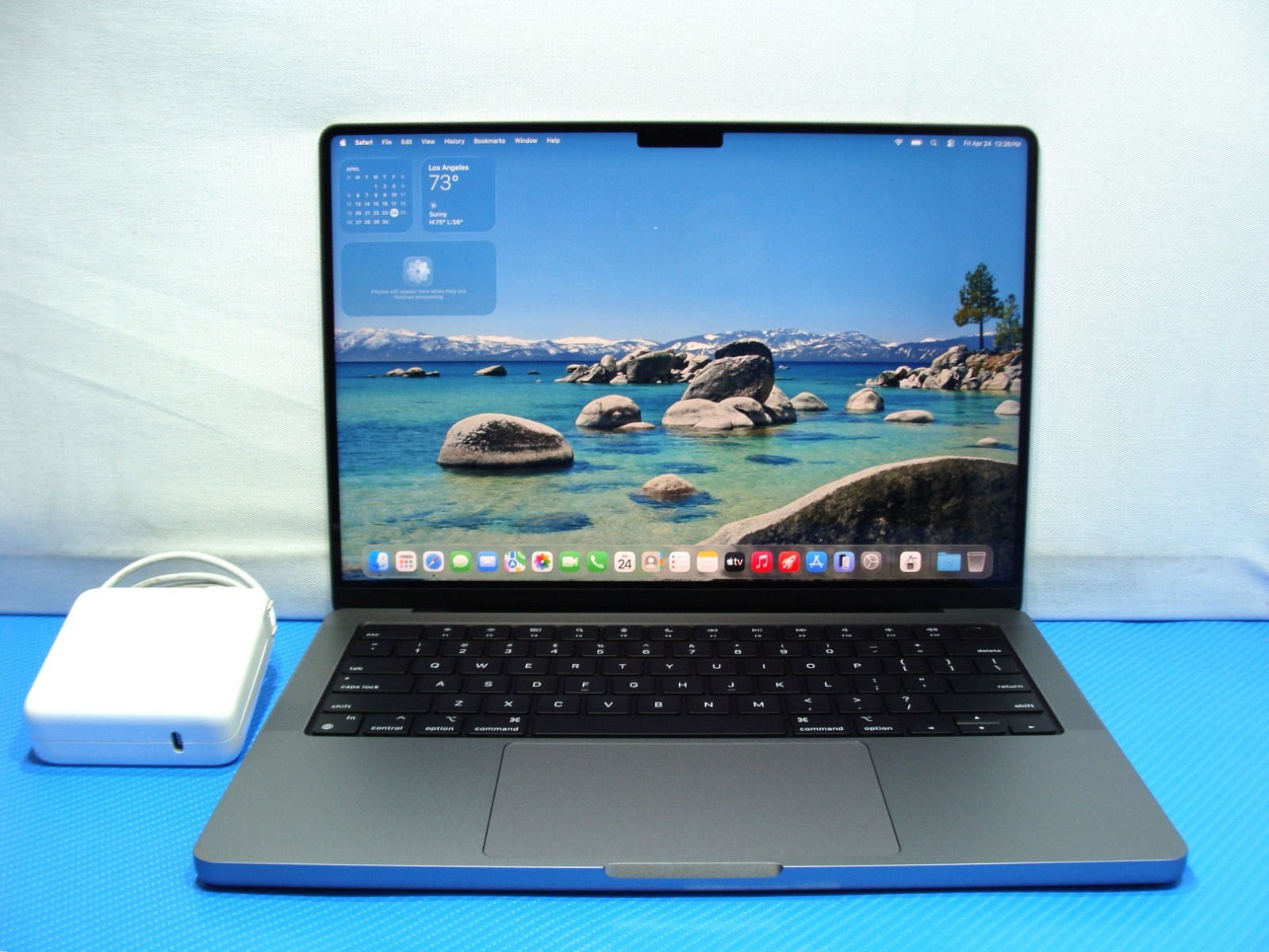 Apple (アップル) MacBook Air 2023年モデル A2941 15インチ Mac