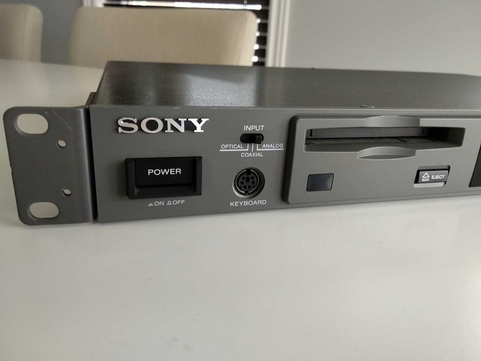 SONY MDS-E10 PROFESSIONAL RACK MOUNT MD DECK/WORKING ORDER/JAPAN DOMESTIC MODEL