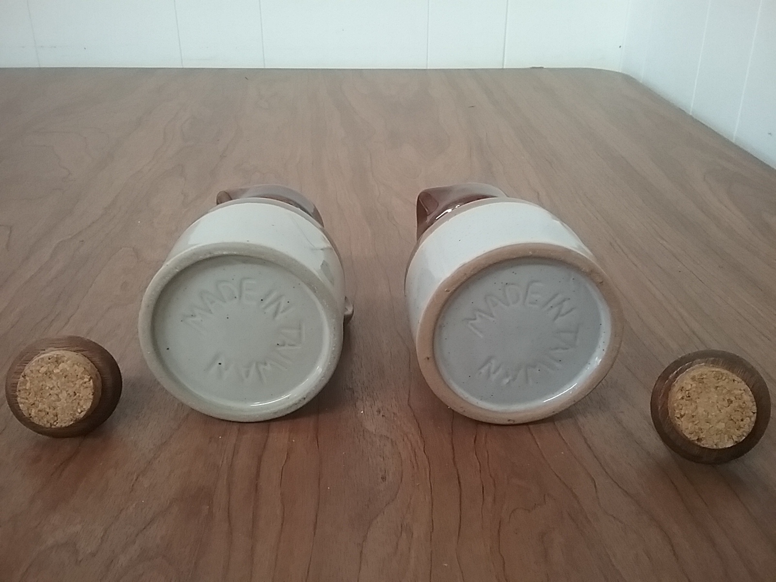 Vintage Brown Oil & Vinegar Cruets Jugs Taiwan Made