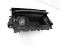 Mercedes CLA 250 C117 13-16 Aschenbecher Ascher Mercedes CLA 250 C117 13-16 24.06.2014 A1766801250 1234214-B gebraucht Vorschau 4