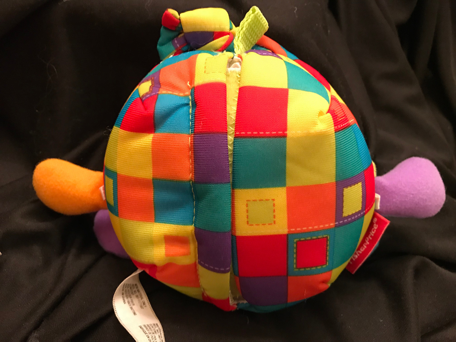 Fisher Price Giggle Gang Lime Green Plush Stuffed Laughing Giggles Baby Ball Toy