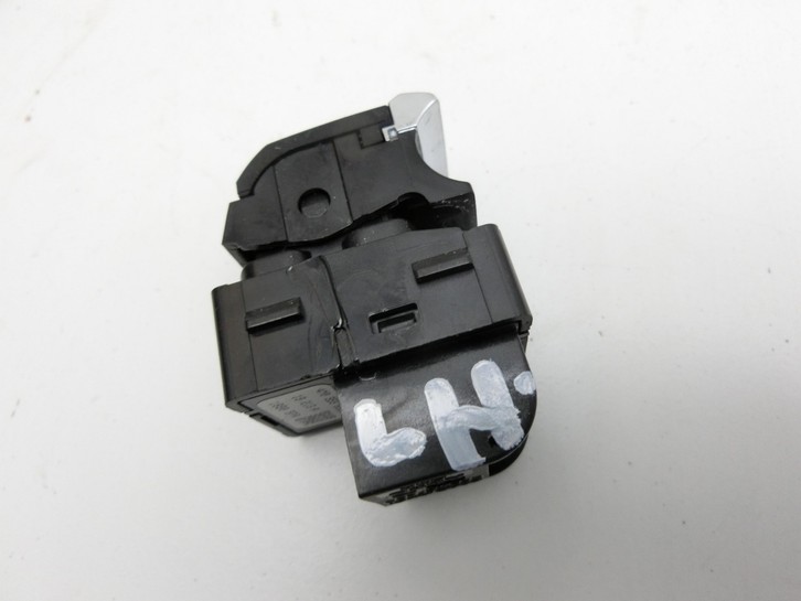 Audi A4 8W 19-24 Kombi Fensterheberschalter Schalter Links Hinten Audi A4 8W 19-24 27.01.2020 4M0959855 gebraucht Vorschau 4