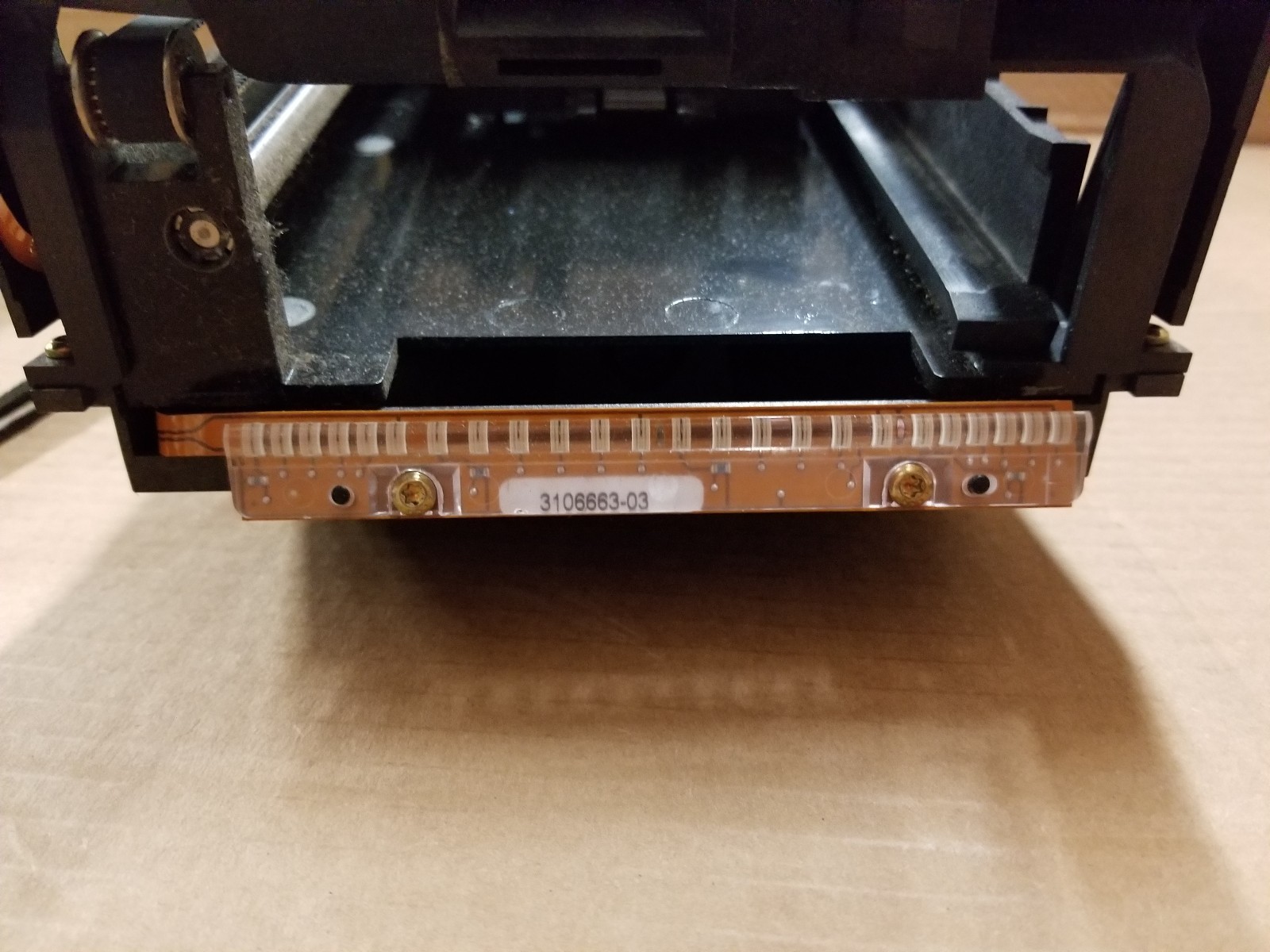 Sun StorageTek L700 Picker Head Assembly, Hand, Flex Cable & Belt Column