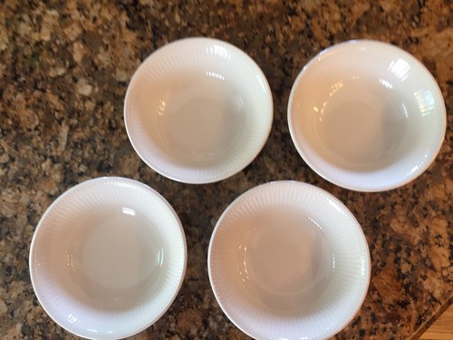 Set of 4 Wedgwood Windsor Coupe Cereal Bowls ~ 6