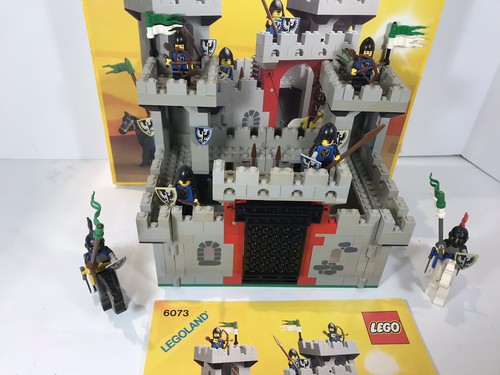 Vintage Lego 6073 Knights Castle Complete With Box And Instructions