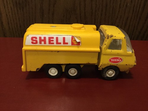 タンカー　ESSO　ミニカー　昭和レトロ WIKING LOT OF 7 VINTAGE 1:87 ESSO TANKER TRUCKS & SERVICE