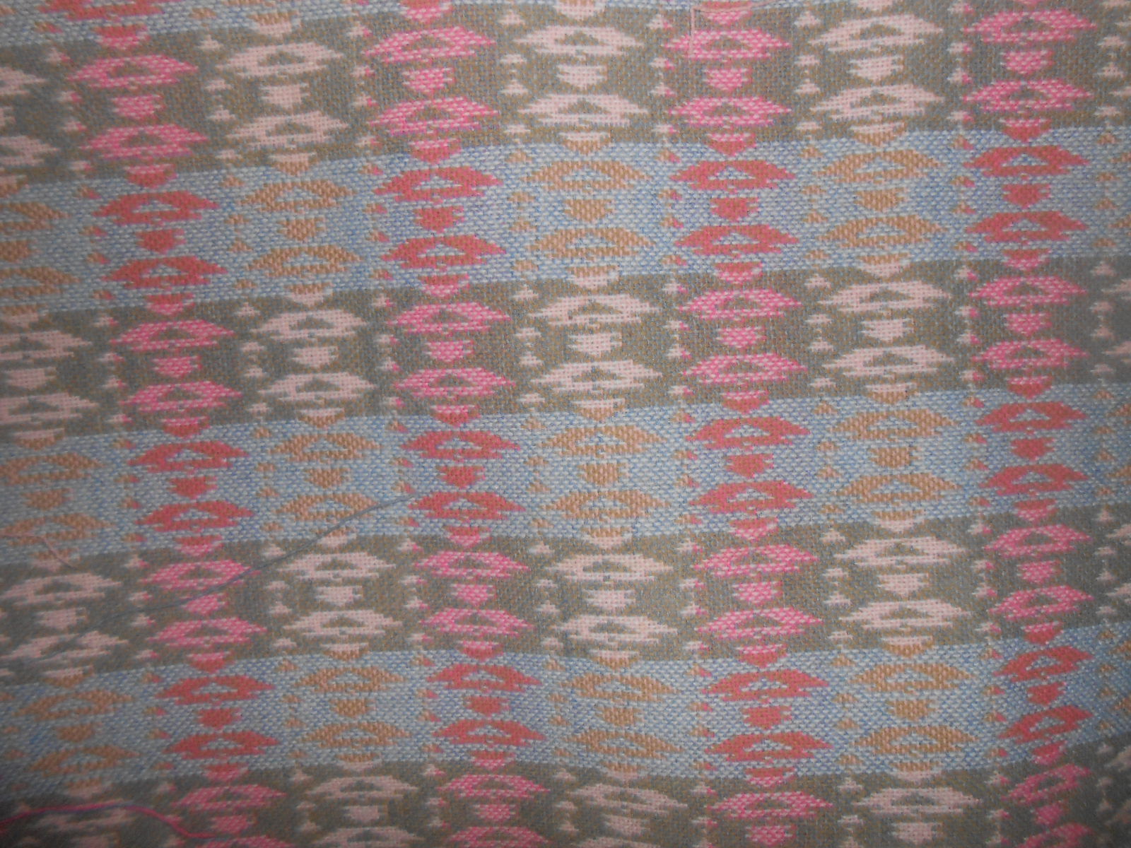 VINTAGE WOOL TAPESTRY UPHOLSTERY FABRIC~PASTEL~PINK GREEN BLUES~54