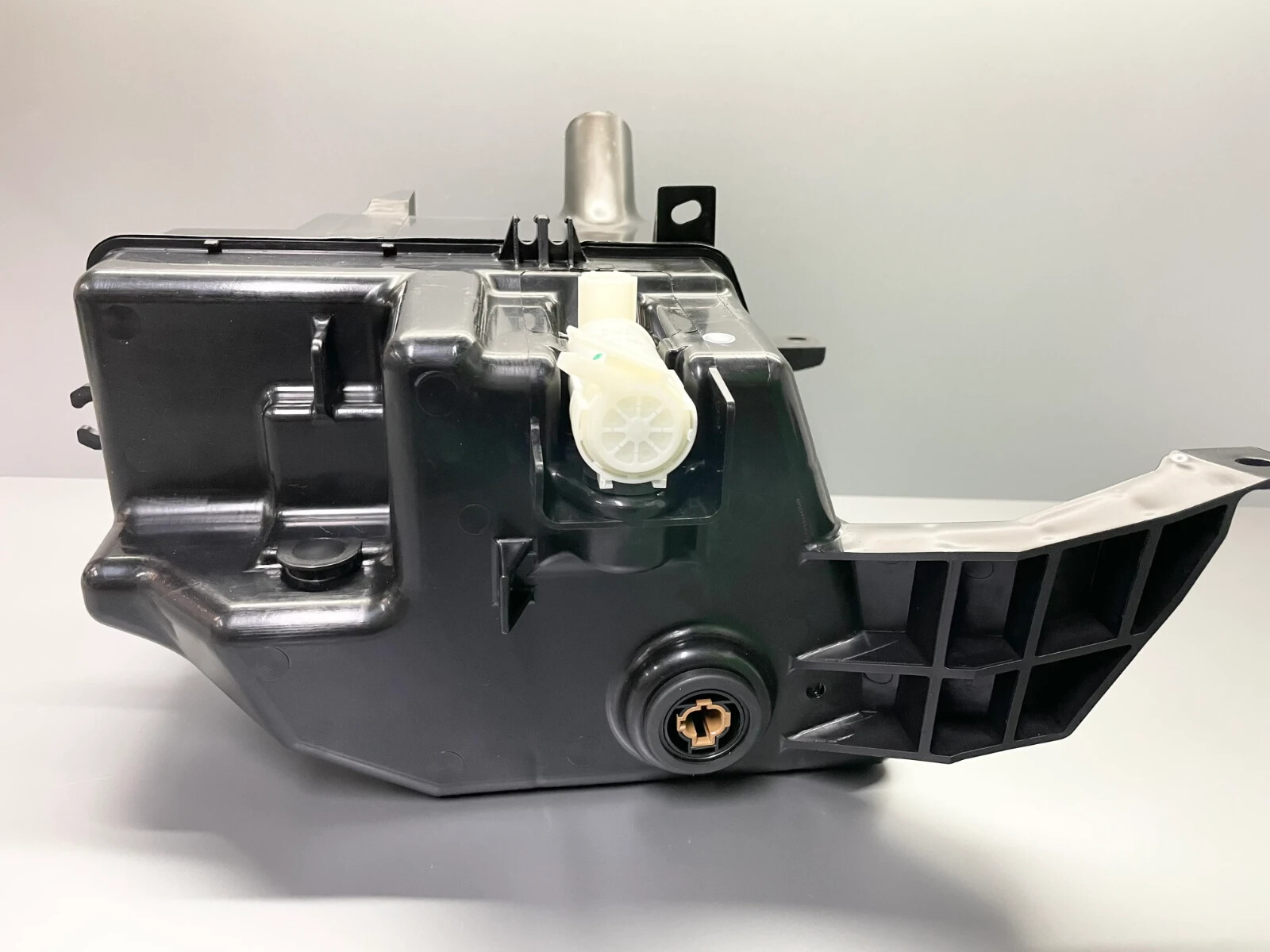 Nissan R35 GT-R GTR Windshield Washer Tank P/N 28910-JF00B