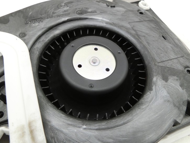 Mercedes S212 E350d 13-16 Radialgebläse Kühlung Heizungsgebläse Mittelkonsole  - Bild 3