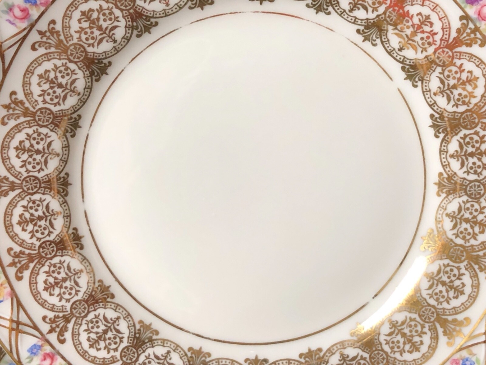 Lot of 4 KPM Royal Ivory Sussex 7&1/2” Salad/Dessert Plates