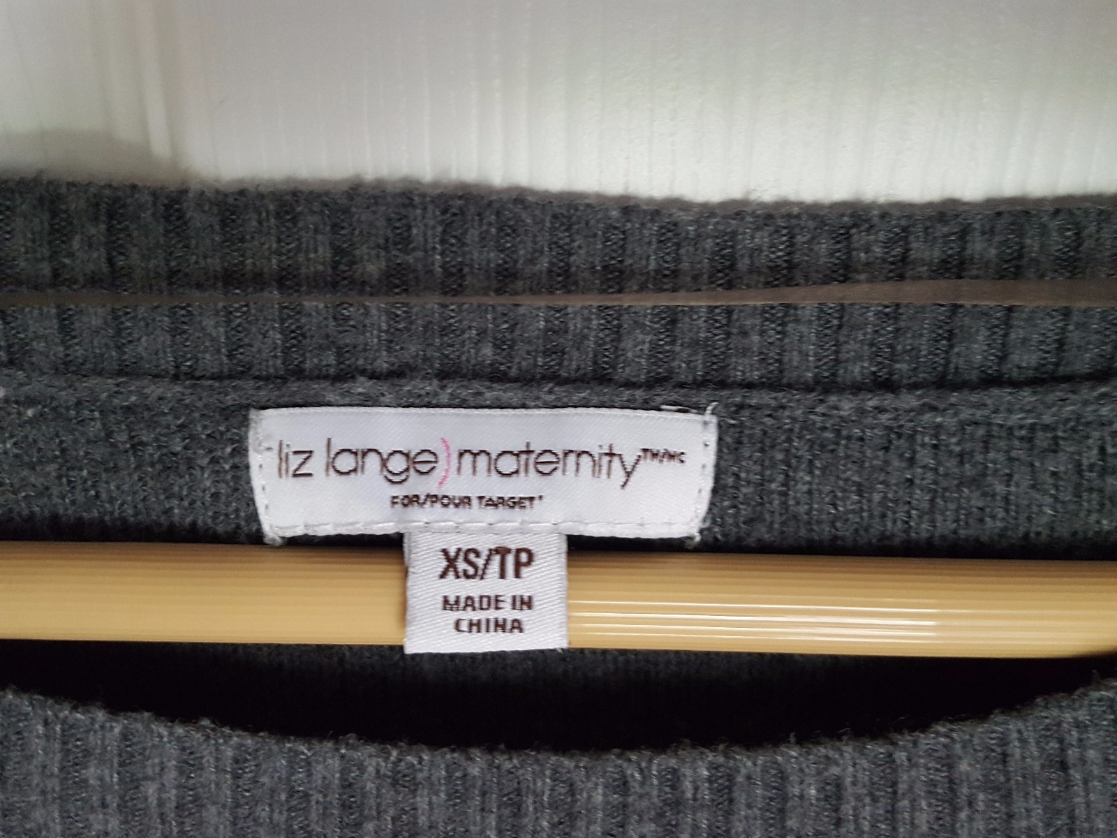 Liz Lange Maternity Size XS Gray Tunic Sweater Top Lightweight T48