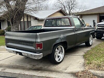 Owner 1985 Chevrolet C10 Pickup Grey RWD Automatic