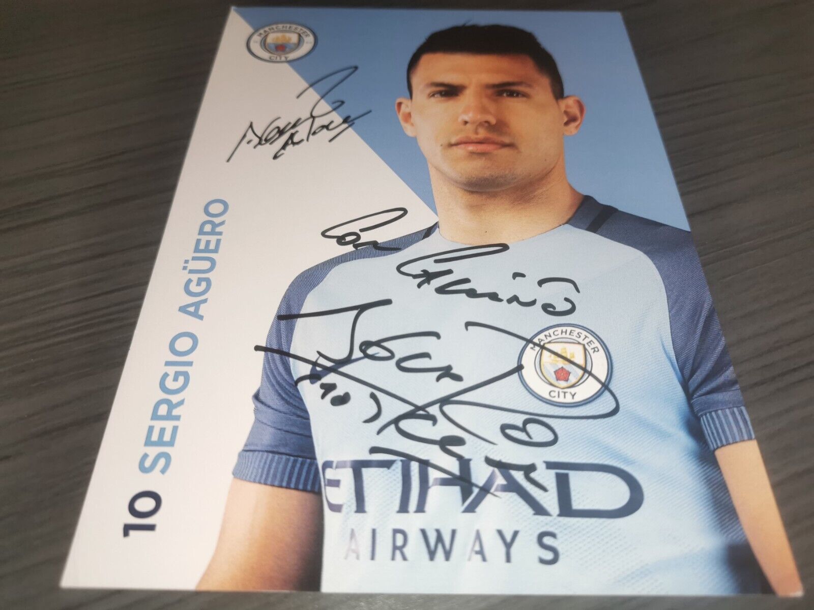 Sergio Aguero hand signed Manchester City autograph card | eBay Sergio Aguero hand signed Manchester City autograph card | eBay
