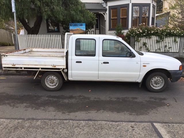 Ford courier 2001