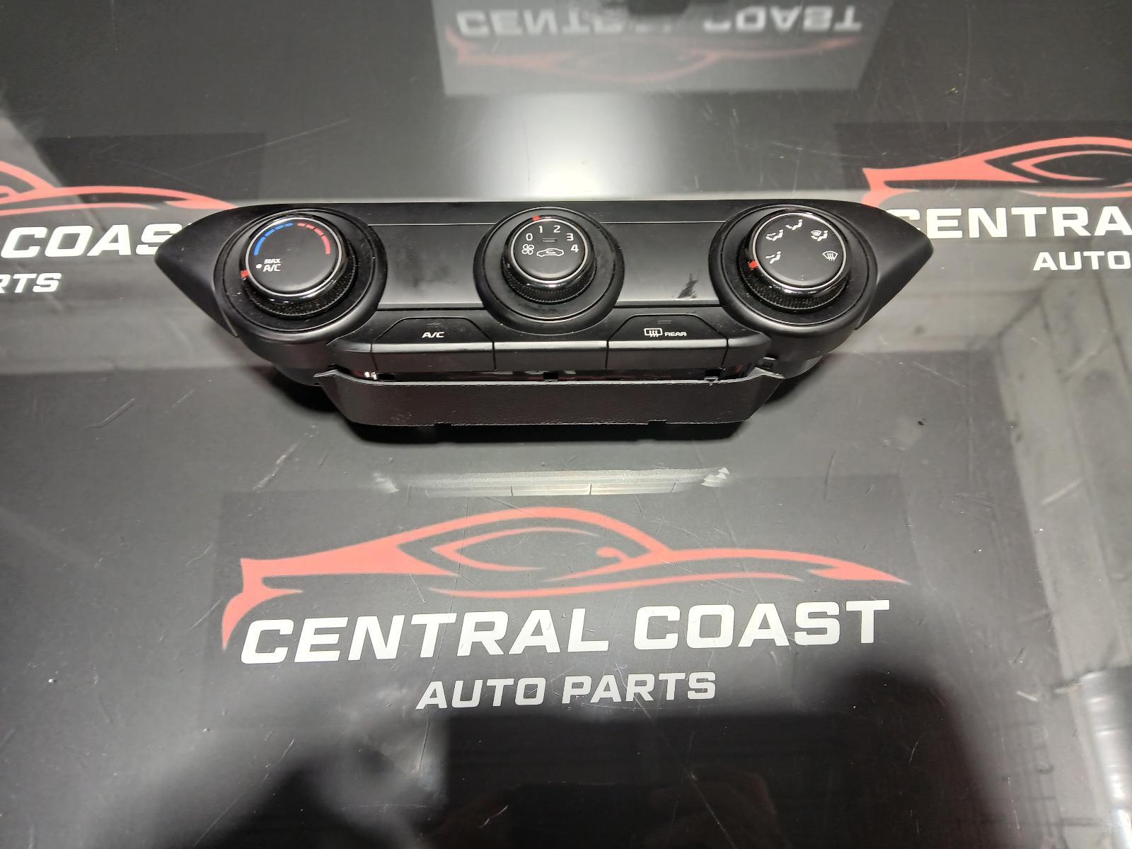 0 Kia CERATO HEATER/AC CONTROLS NON CLIMATE CONTROL TYPE BD 04/18- 18 19 20 21 2 image 2