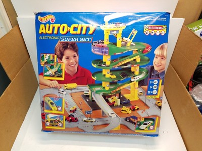 hot wheels auto city garage