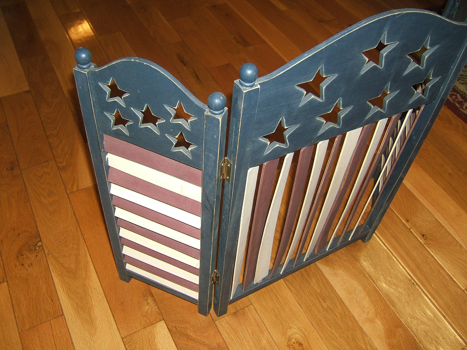 PATRIOTIC STARS & STRIPES 3 PANEL HINGED WOOD DECORATIVE FIREPLACE SCREEN VGUC