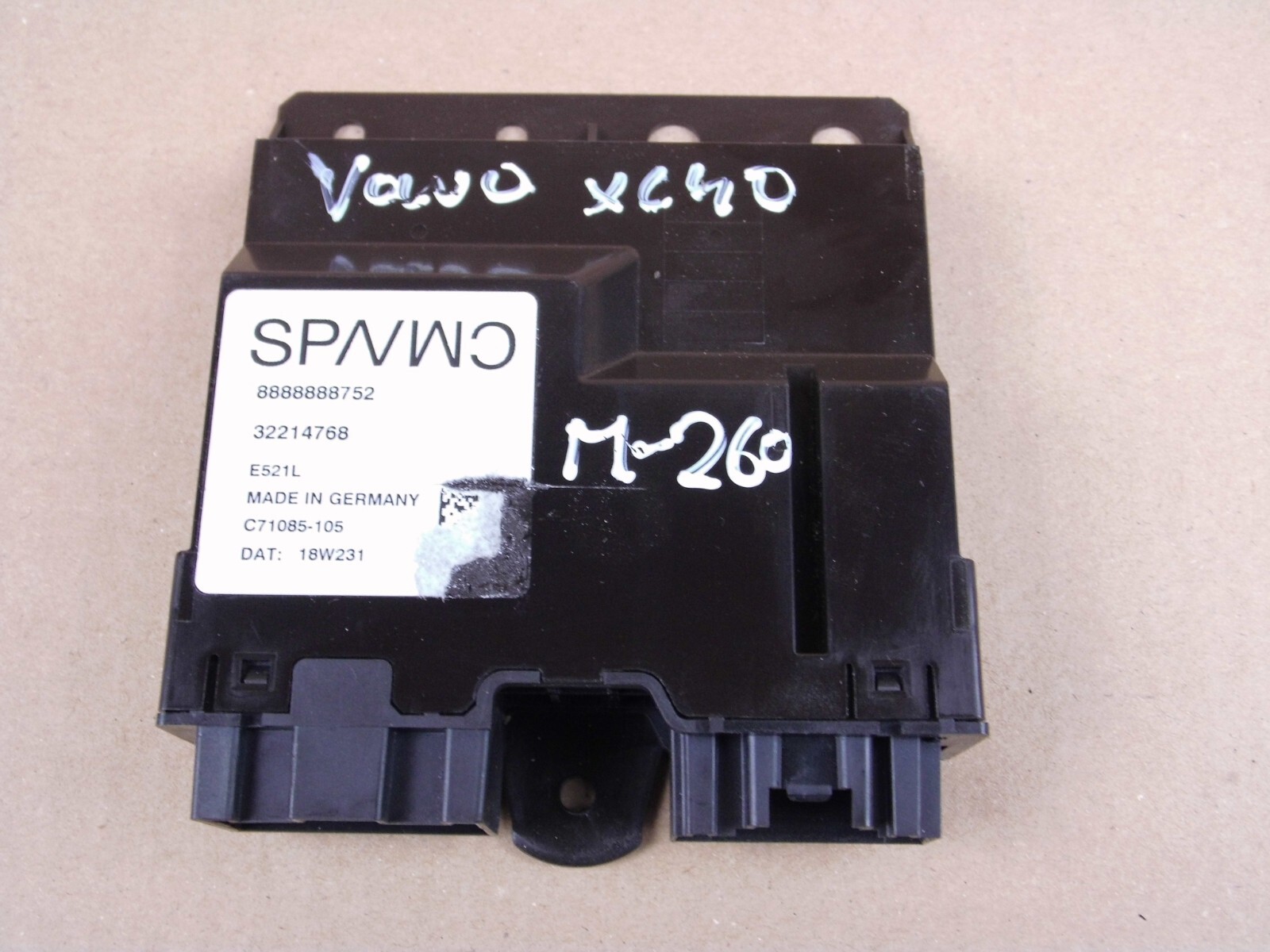 カナダドル Spicer 250-4-1381-1 For Volvo Truck 22826772 Driveshaft End